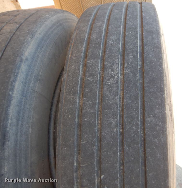 image for item DM0704 1998 Ranco ED24-26QF  end dump trailer