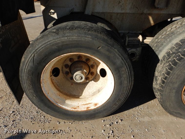 image for item DM0704 1998 Ranco ED24-26QF  end dump trailer