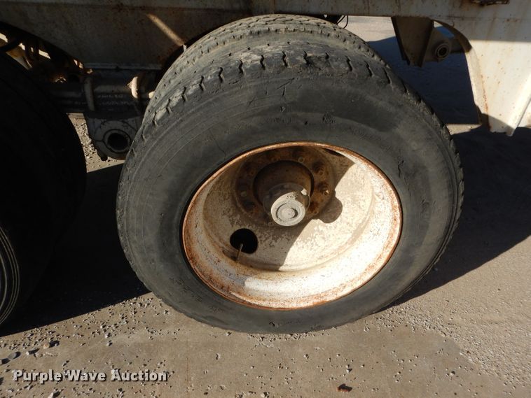 image for item DM0704 1998 Ranco ED24-26QF  end dump trailer