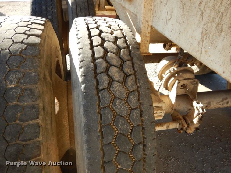 image for item DM0704 1998 Ranco ED24-26QF  end dump trailer