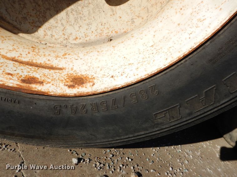 image for item DM0704 1998 Ranco ED24-26QF  end dump trailer