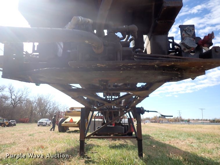 image for item DN2316 1995 Clement R0T3645ETBR-AI  roll-off container trailer