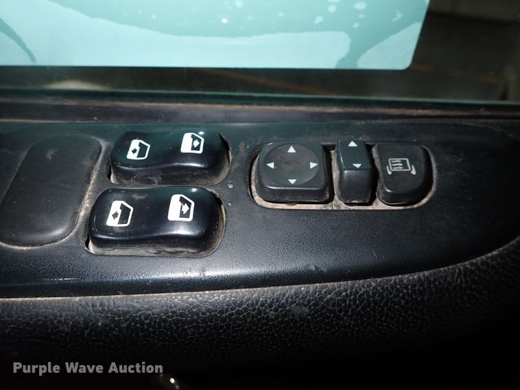 image for item DN2409 2014 Peterbilt 384  semi truck