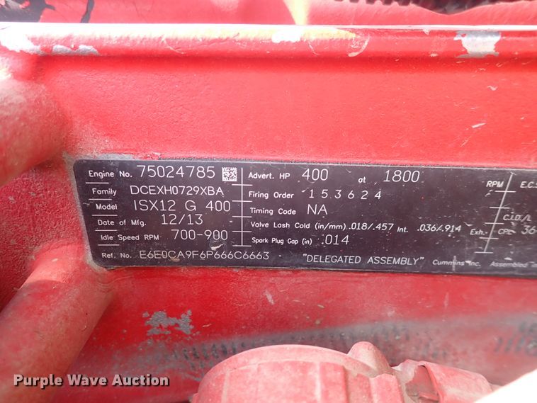 image for item DN2409 2014 Peterbilt 384  semi truck