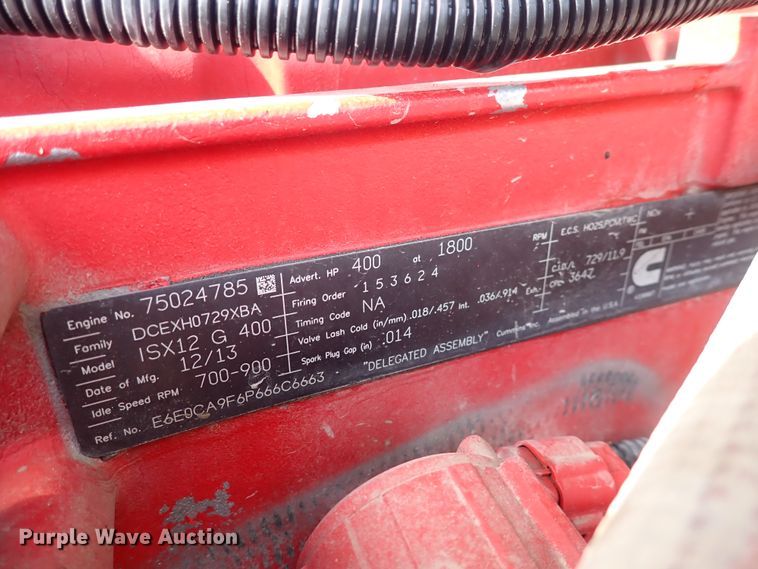 image for item DN2409 2014 Peterbilt 384  semi truck