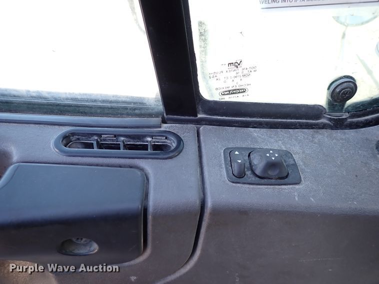 image for item DN2417 2015 Freightliner M2 112  semi truck