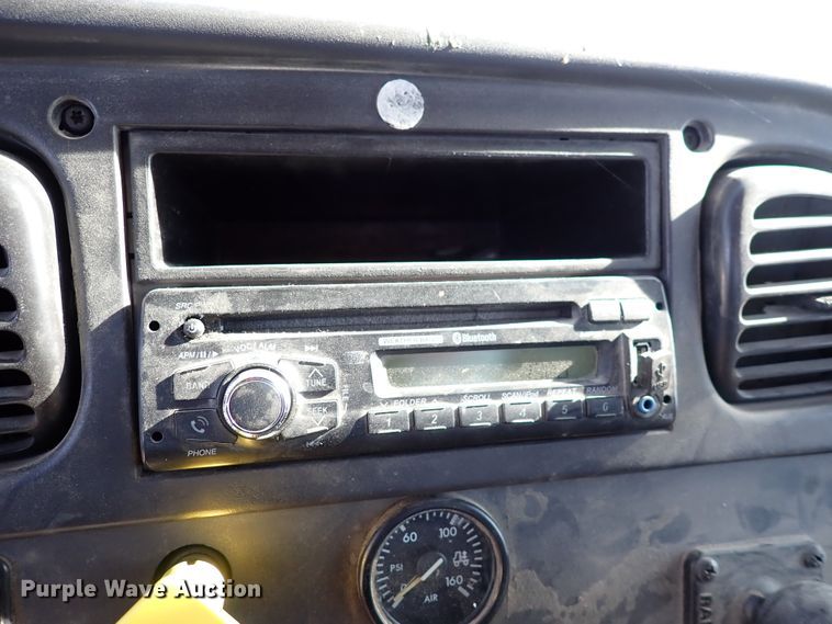 image for item DN2417 2015 Freightliner M2 112  semi truck