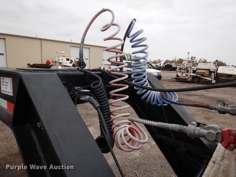 image for item DN5341 1989 Trail King TS100HG-572  lowboy equipment trailer