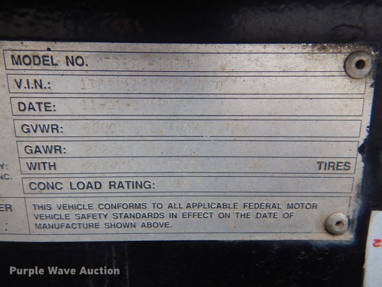 image for item DN5341 1989 Trail King TS100HG-572  lowboy equipment trailer