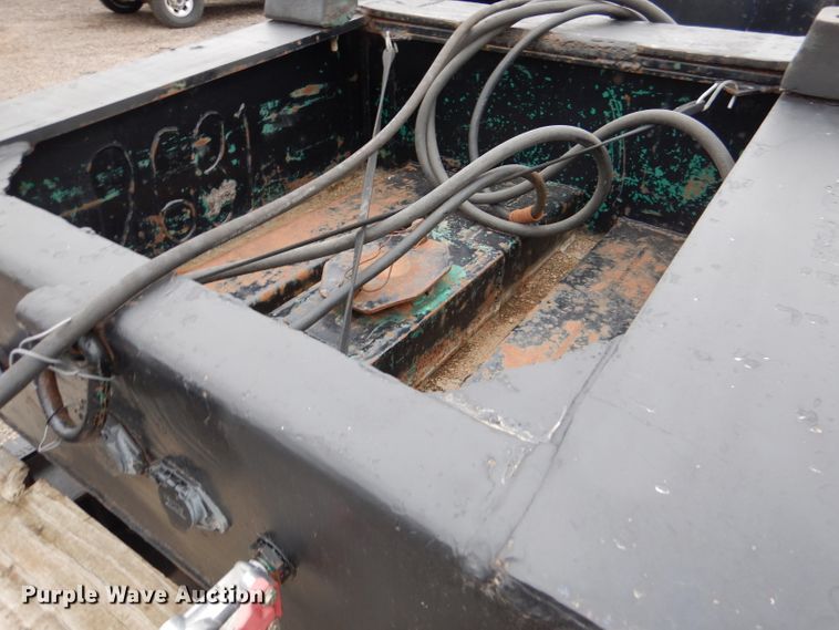 image for item DN5341 1989 Trail King TS100HG-572  lowboy equipment trailer