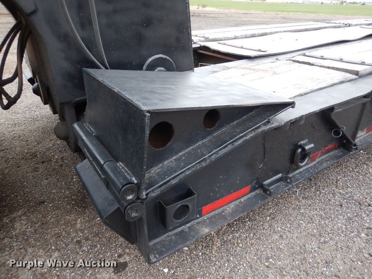 image for item DN5341 1989 Trail King TS100HG-572  lowboy equipment trailer