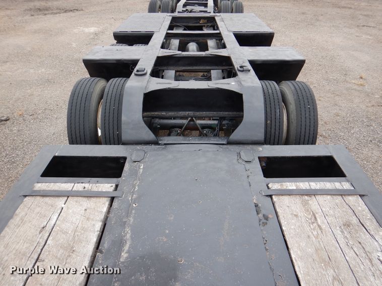 image for item DN5341 1989 Trail King TS100HG-572  lowboy equipment trailer