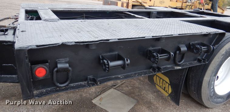 image for item DN5341 1989 Trail King TS100HG-572  lowboy equipment trailer