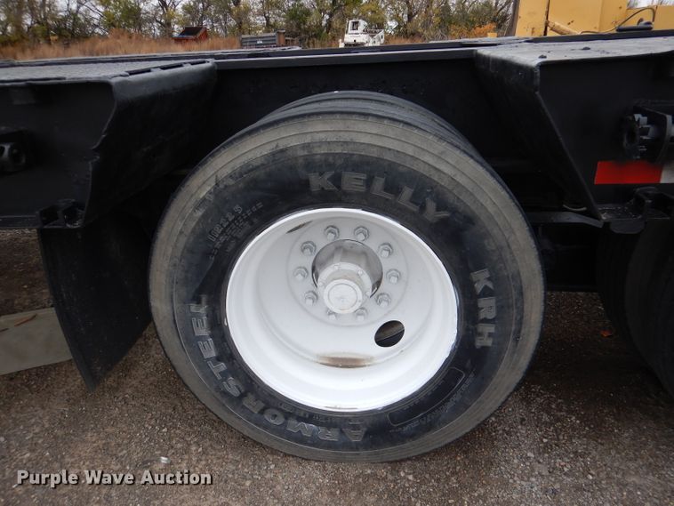 image for item DN5341 1989 Trail King TS100HG-572  lowboy equipment trailer