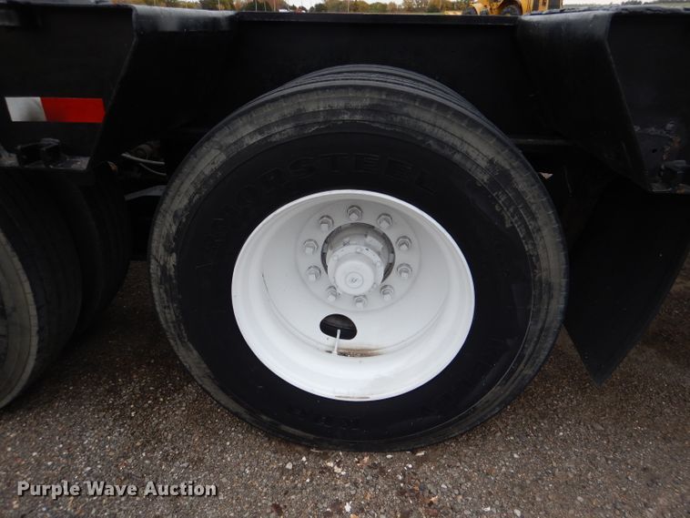 image for item DN5341 1989 Trail King TS100HG-572  lowboy equipment trailer