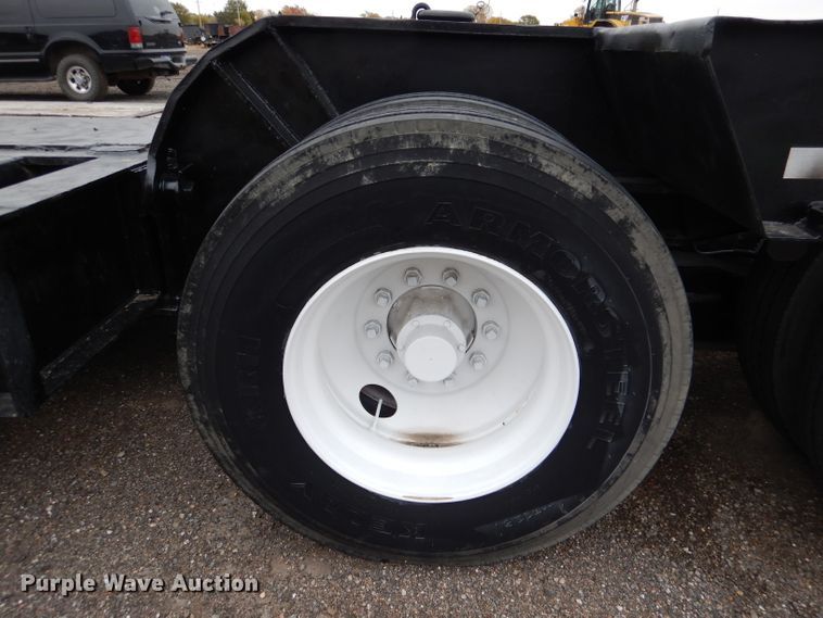 image for item DN5341 1989 Trail King TS100HG-572  lowboy equipment trailer