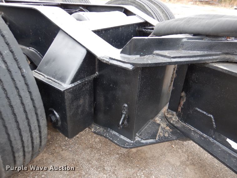 image for item DN5341 1989 Trail King TS100HG-572  lowboy equipment trailer