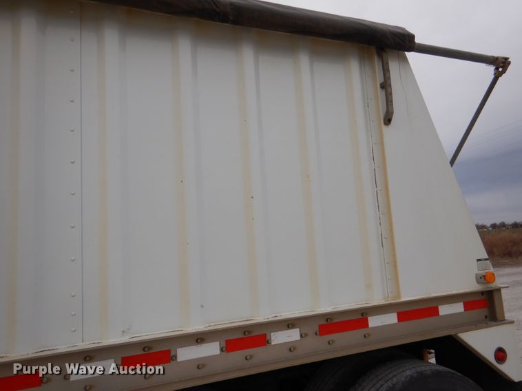 image for item DN5394 2014 Neville  grain trailer