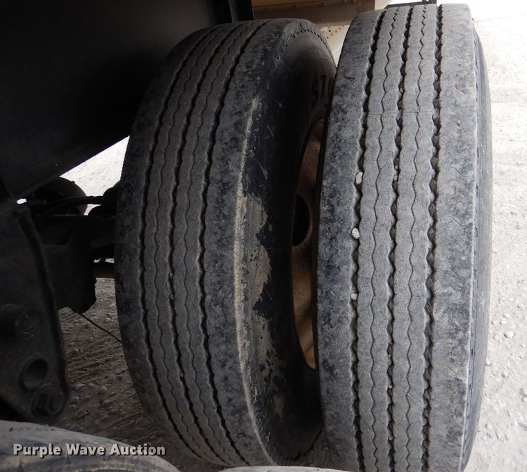 image for item DN5394 2014 Neville  grain trailer