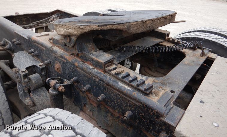 image for item DN5399 2007 Peterbilt 379  semi truck