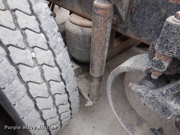 image for item DN5399 2007 Peterbilt 379  semi truck