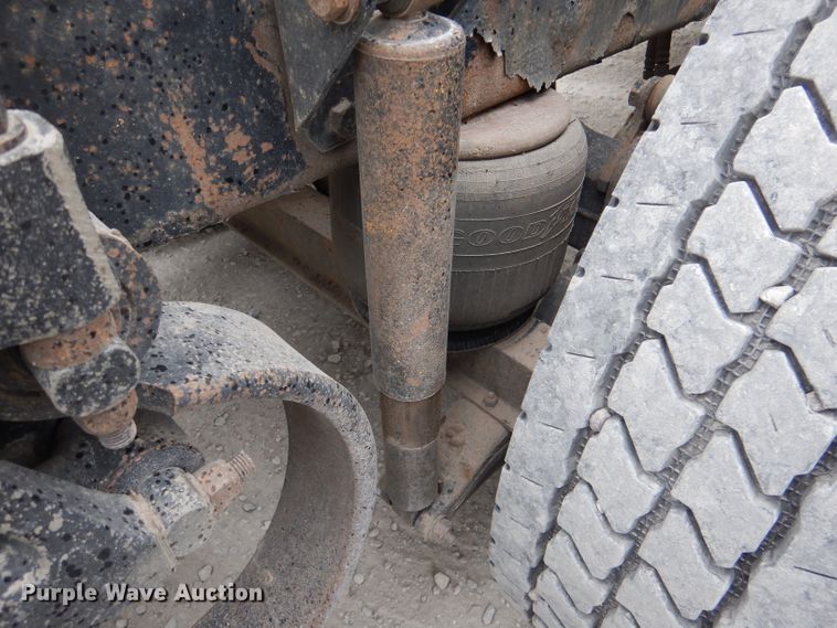 image for item DN5399 2007 Peterbilt 379  semi truck