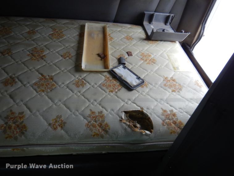 image for item DN5399 2007 Peterbilt 379  semi truck