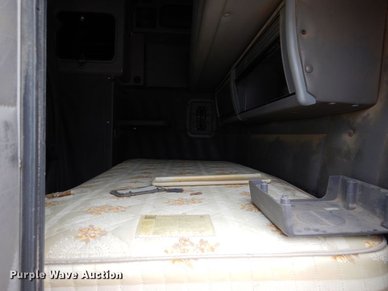 image for item DN5399 2007 Peterbilt 379  semi truck