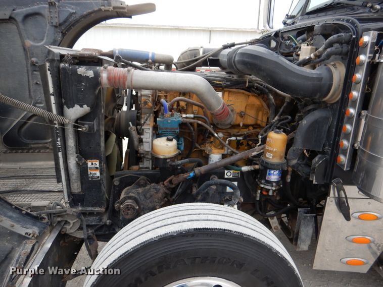 image for item DN5399 2007 Peterbilt 379  semi truck