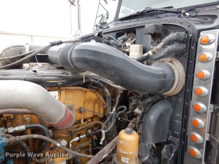 image for item DN5399 2007 Peterbilt 379  semi truck