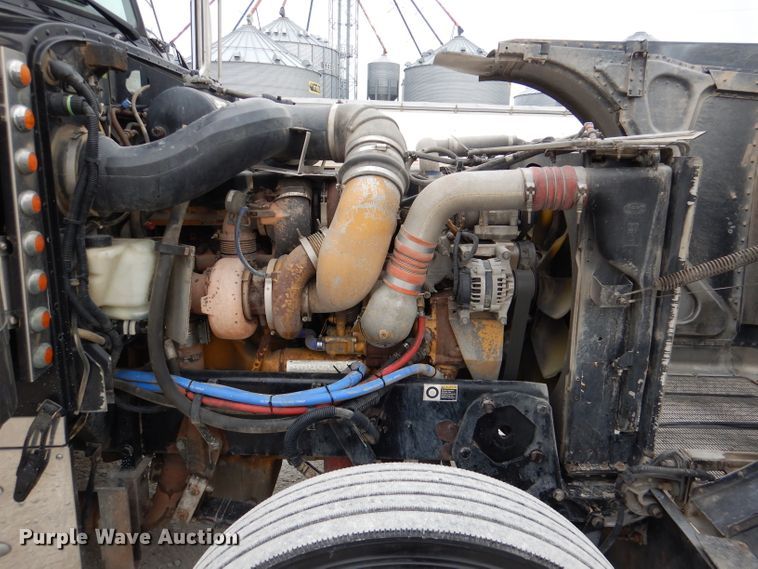 image for item DN5399 2007 Peterbilt 379  semi truck