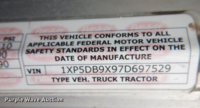 image for item DN5399 2007 Peterbilt 379  semi truck