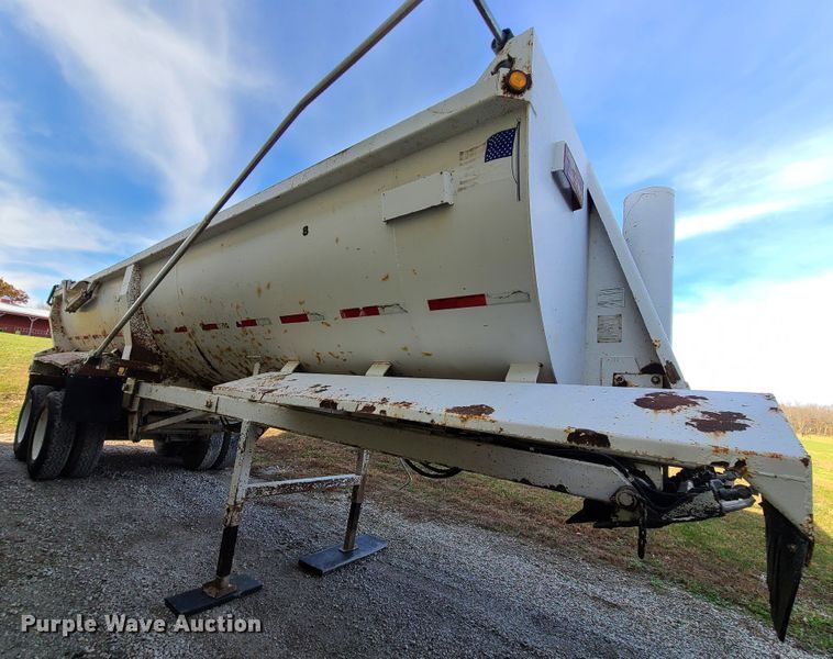 image for item DN5742 1998 Travis  end dump trailer