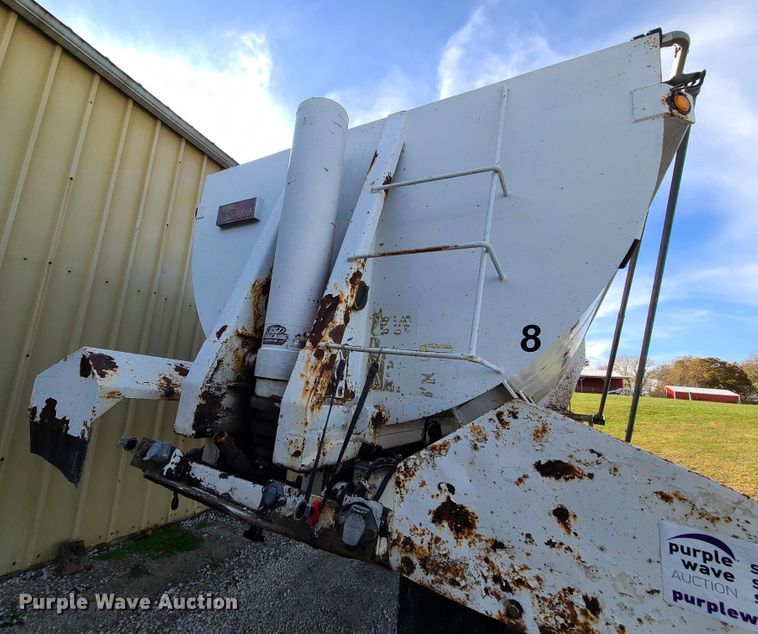 image for item DN5742 1998 Travis  end dump trailer