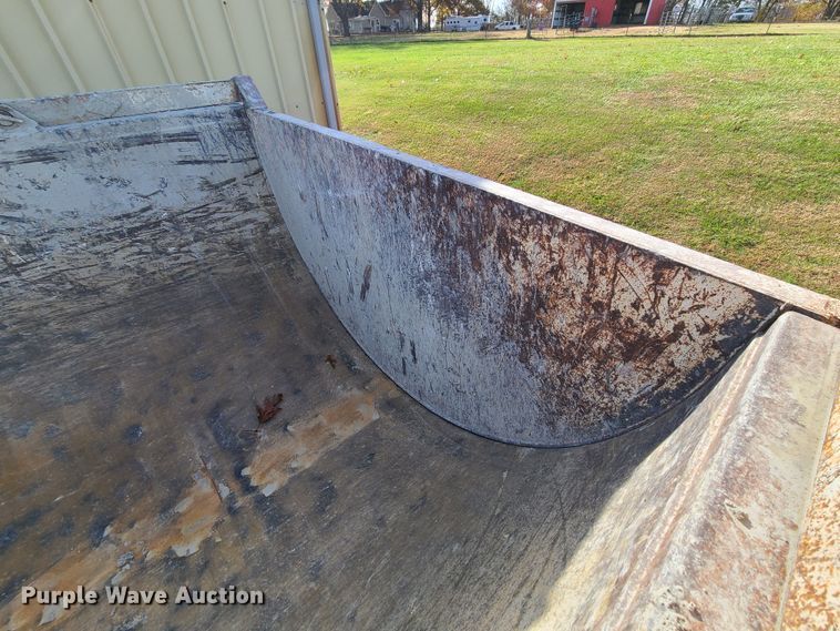 image for item DN5742 1998 Travis  end dump trailer