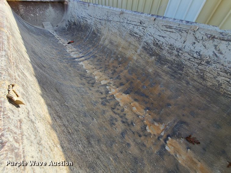 image for item DN5742 1998 Travis  end dump trailer