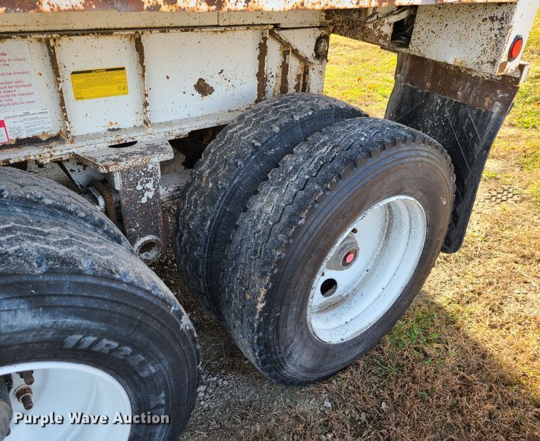 image for item DN5742 1998 Travis  end dump trailer