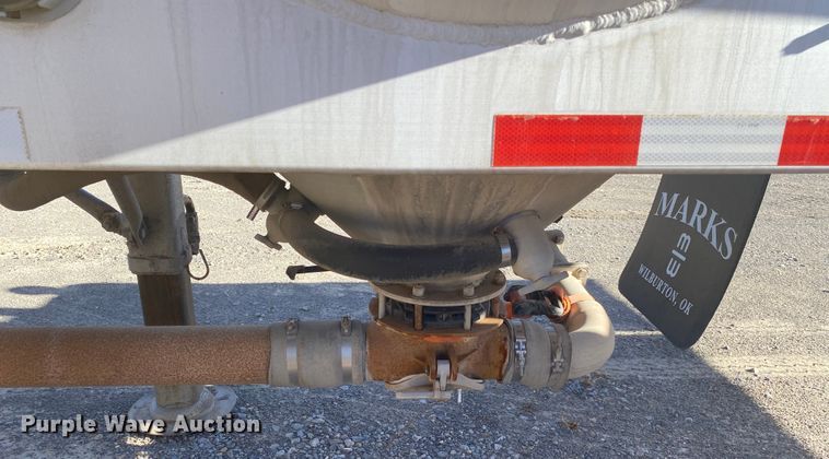 image for item DN6577 2007 Vantage  pneumatic dry bulk trailer