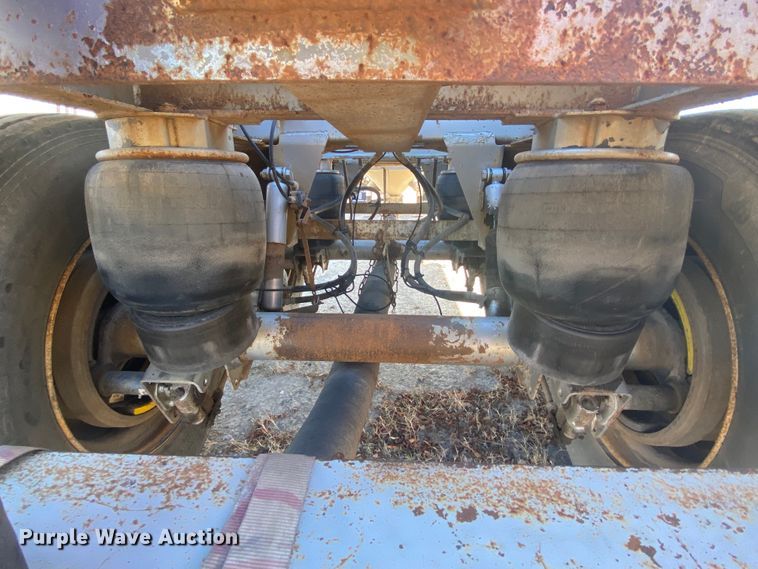 image for item DN6577 2007 Vantage  pneumatic dry bulk trailer