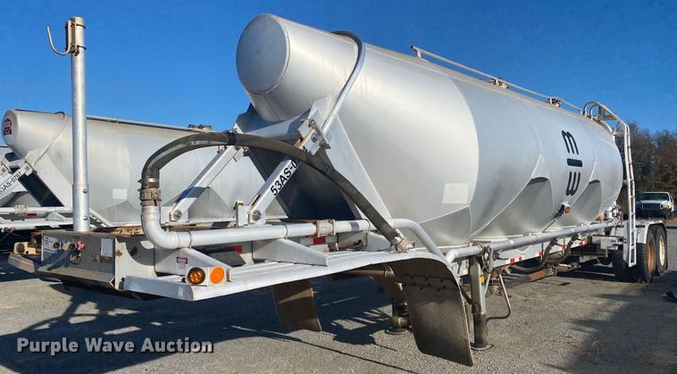 image for item DN6578 2007 Vantage  pneumatic dry bulk trailer