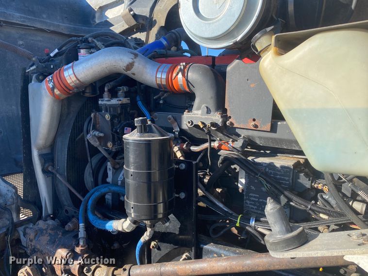 image for item DN6597 1996 Kenworth T600  semi truck