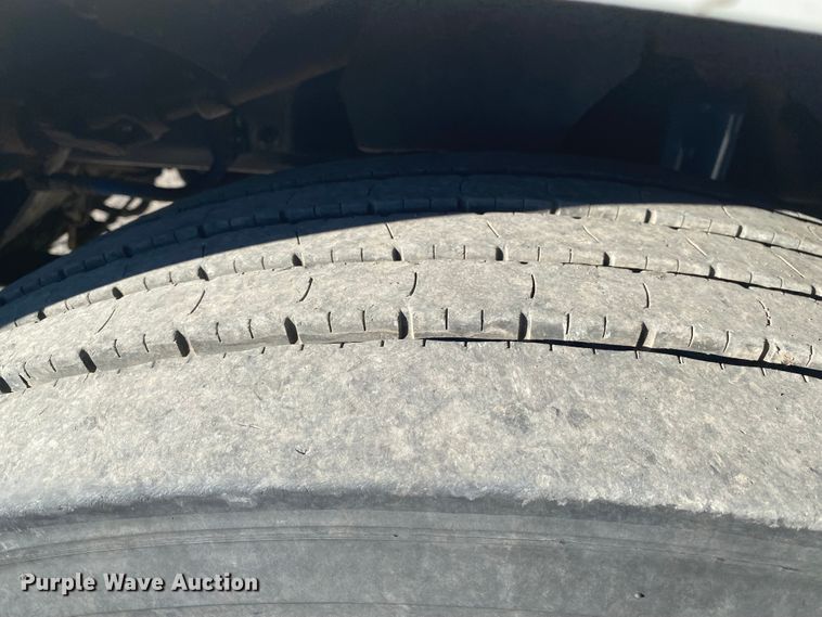 image for item DN6597 1996 Kenworth T600  semi truck