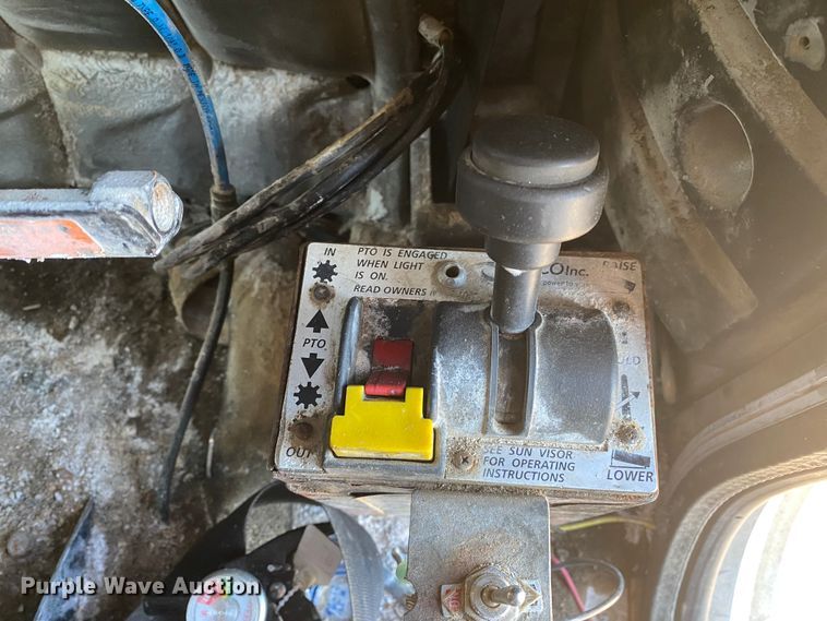 image for item DN6599 1998 Peterbilt 379  semi truck