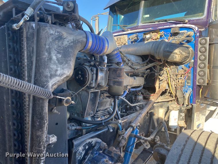 image for item DN6599 1998 Peterbilt 379  semi truck