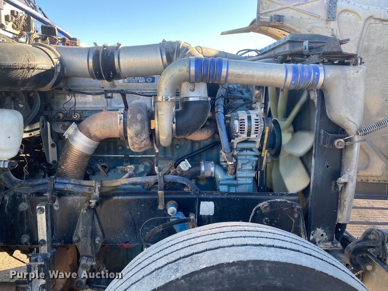 image for item DN6599 1998 Peterbilt 379  semi truck