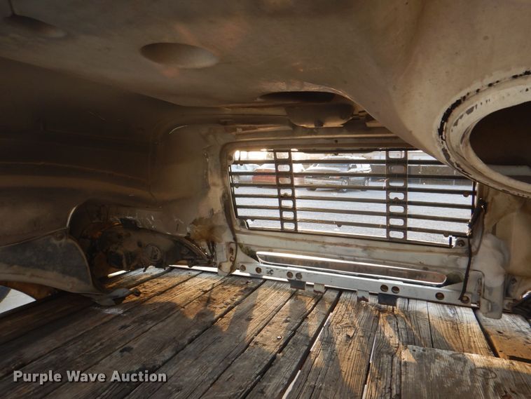 image for item FW9323 Freightliner hood