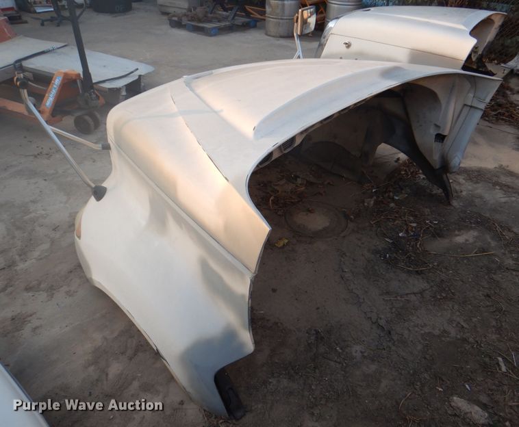 image for item FW9325 International hood