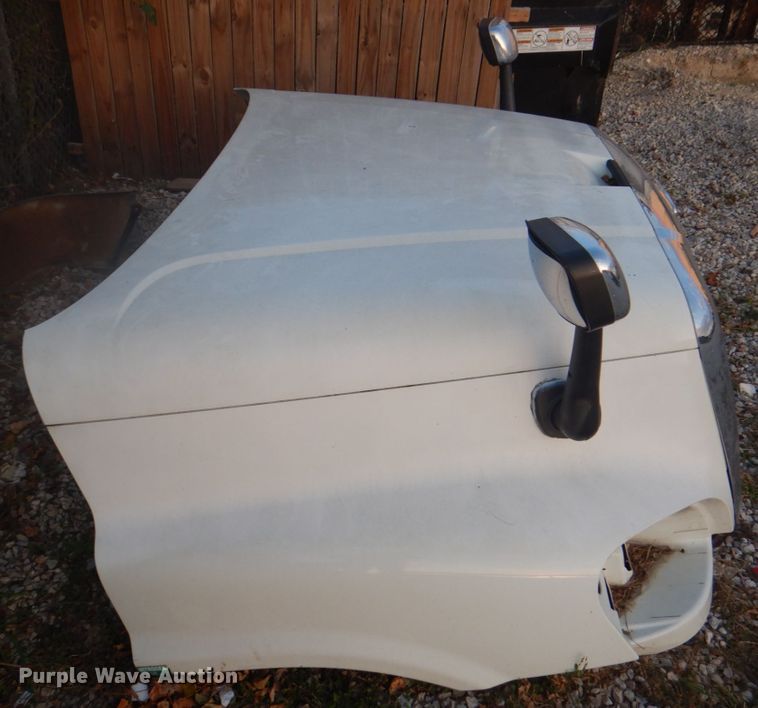 image for item FW9327 Freightliner hood
