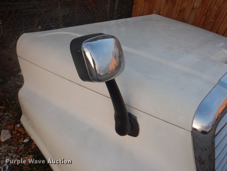 image for item FW9327 Freightliner hood