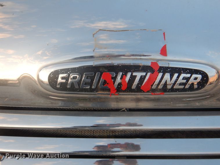 image for item FW9327 Freightliner hood